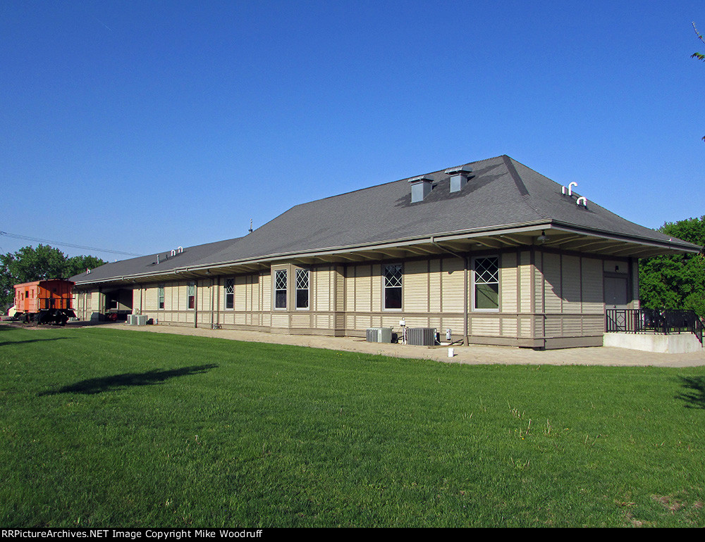 Former Milwaukee Road depot